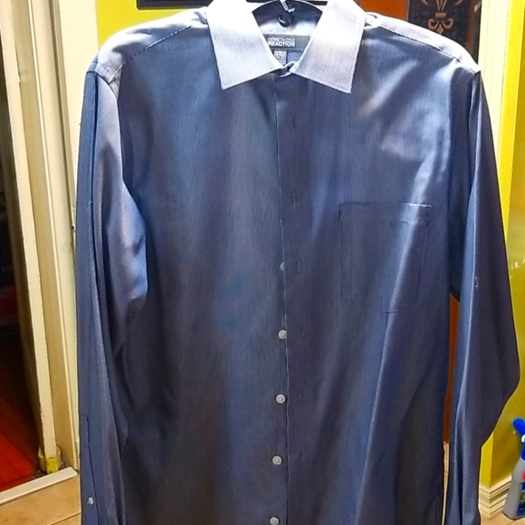Kenneth Cole Reaction Other - Kenneth Cole men shirt Med.